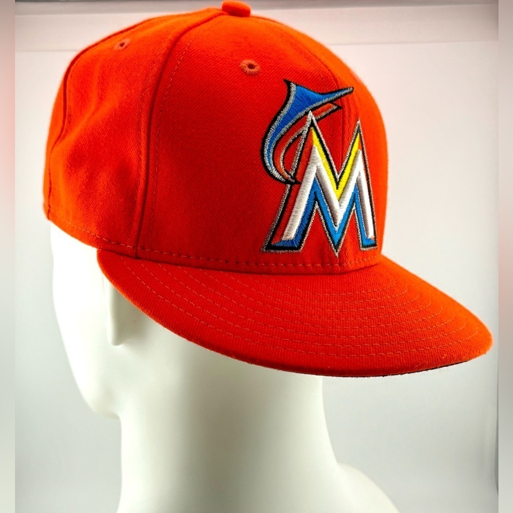 Miami Marlins Baseball New Era 59Fifty Cap/hat Size 7 1/8 Great condition! - Picture 10 of 16